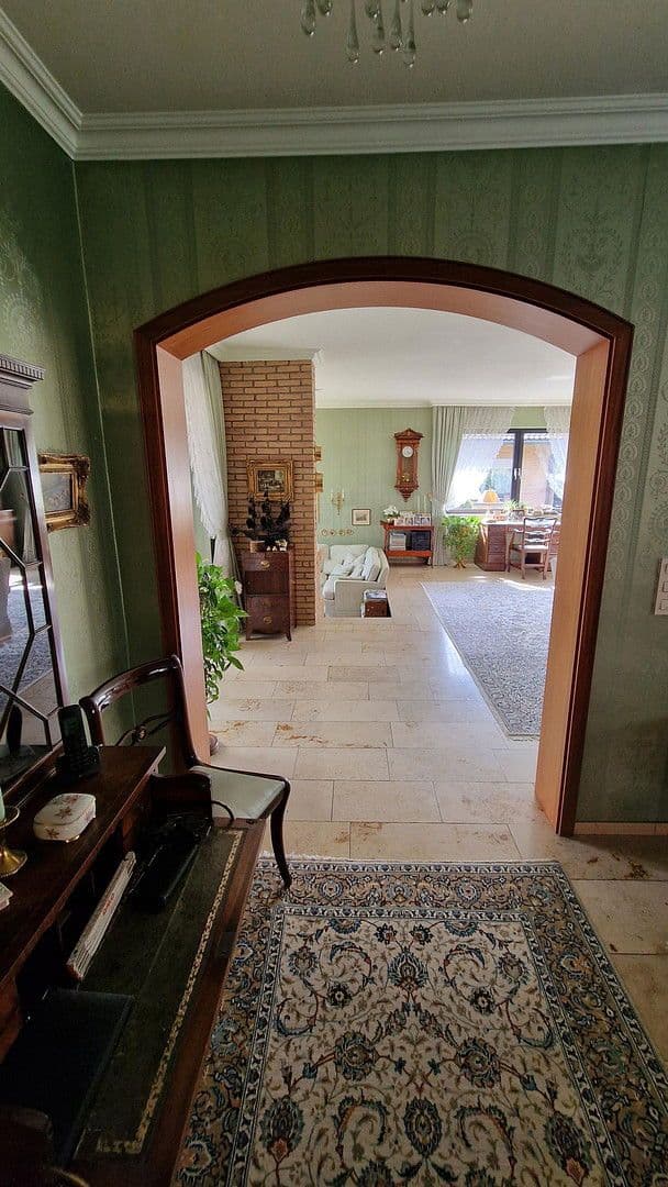 Prodej domu 184 m², pozemek 1.045 m², Königswinter, Severní Porýní-Vestfálsko Prodej domu 184 m², pozemek 1.045 m², Königswinter, Severní Porýní-Vestfálsko