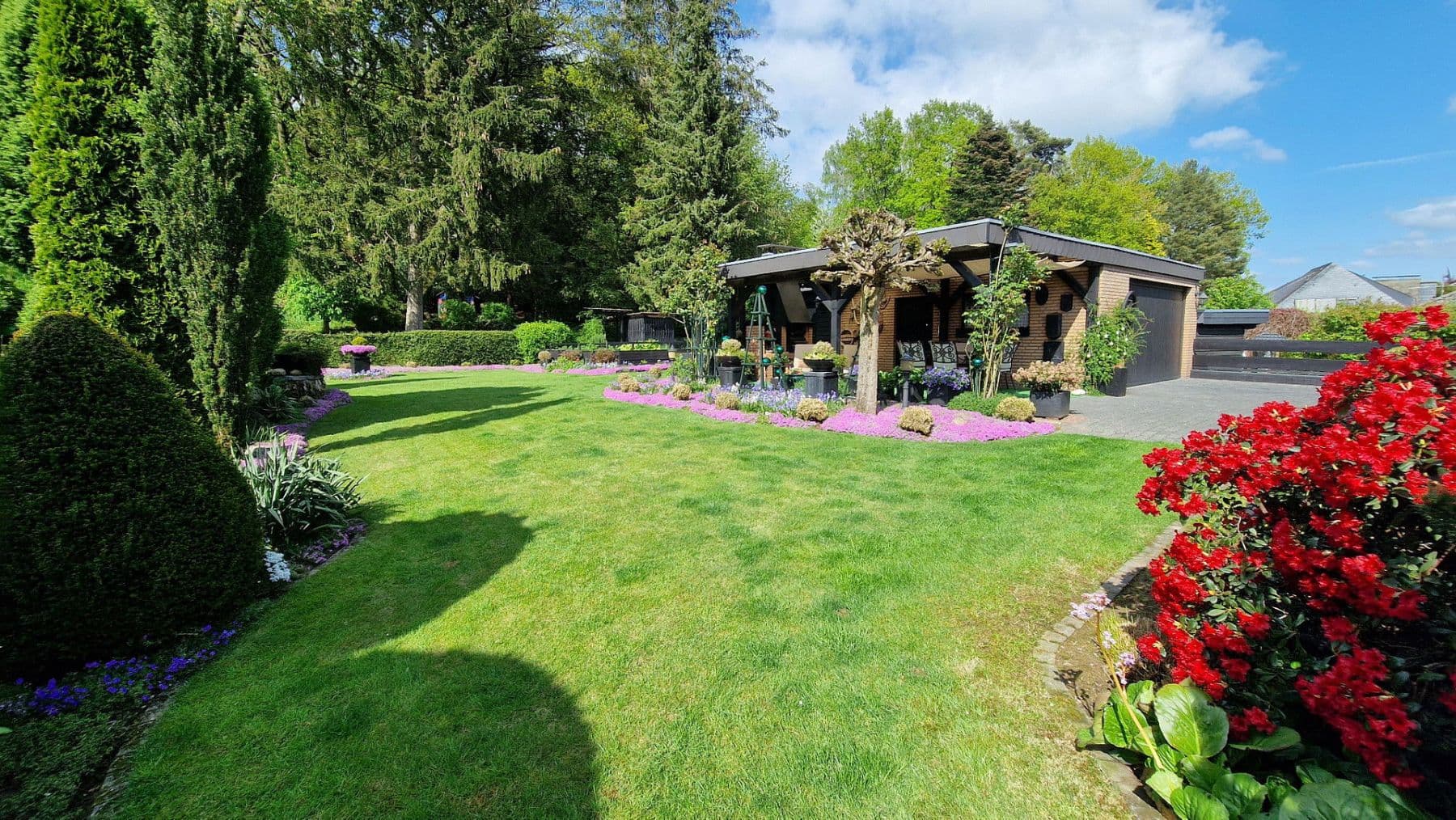 Prodej domu 184 m², pozemek 1.045 m², Königswinter, Severní Porýní-Vestfálsko Prodej domu 184 m², pozemek 1.045 m², Königswinter, Severní Porýní-Vestfálsko