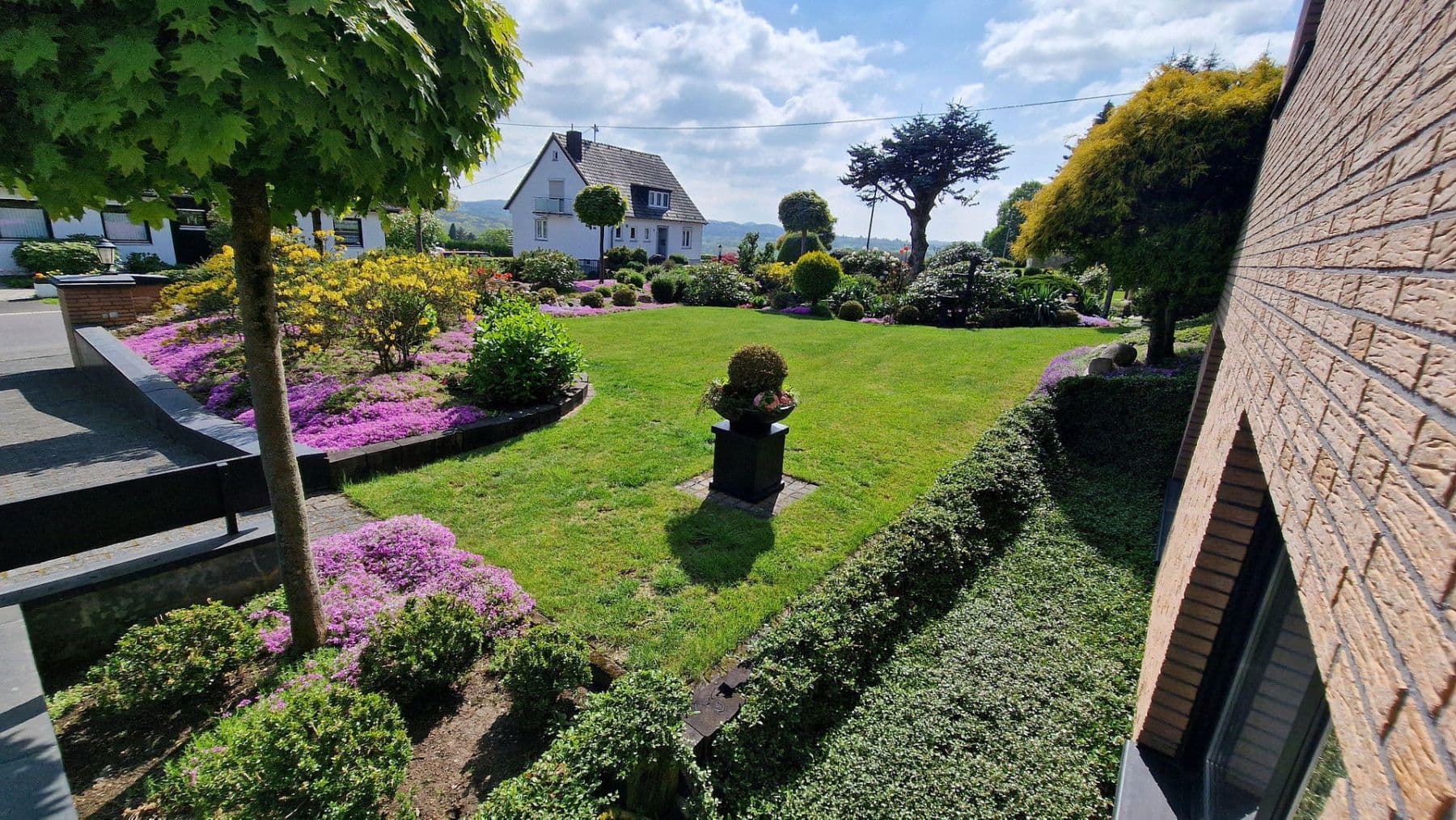 Prodej domu 184 m², pozemek 1.045 m², Königswinter, Severní Porýní-Vestfálsko Prodej domu 184 m², pozemek 1.045 m², Königswinter, Severní Porýní-Vestfálsko