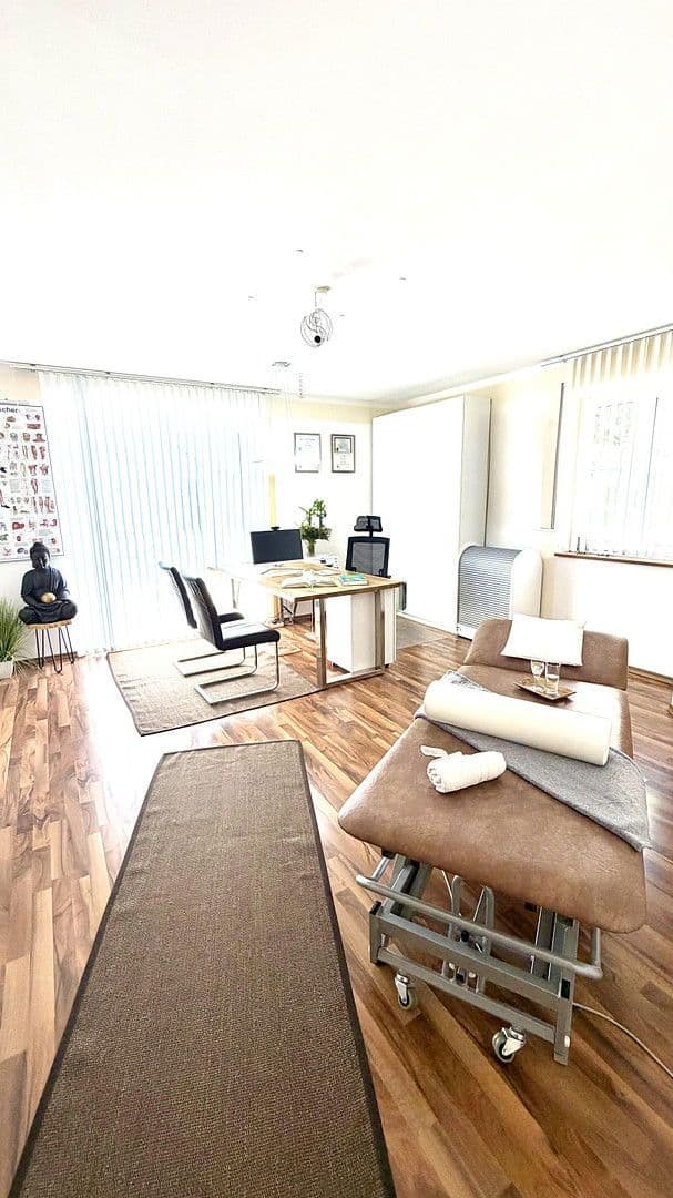 Prodej domu 237 m², pozemek 1.029 m², Osterhofen, Bavorsko Prodej domu 237 m², pozemek 1.029 m², Osterhofen, Bavorsko