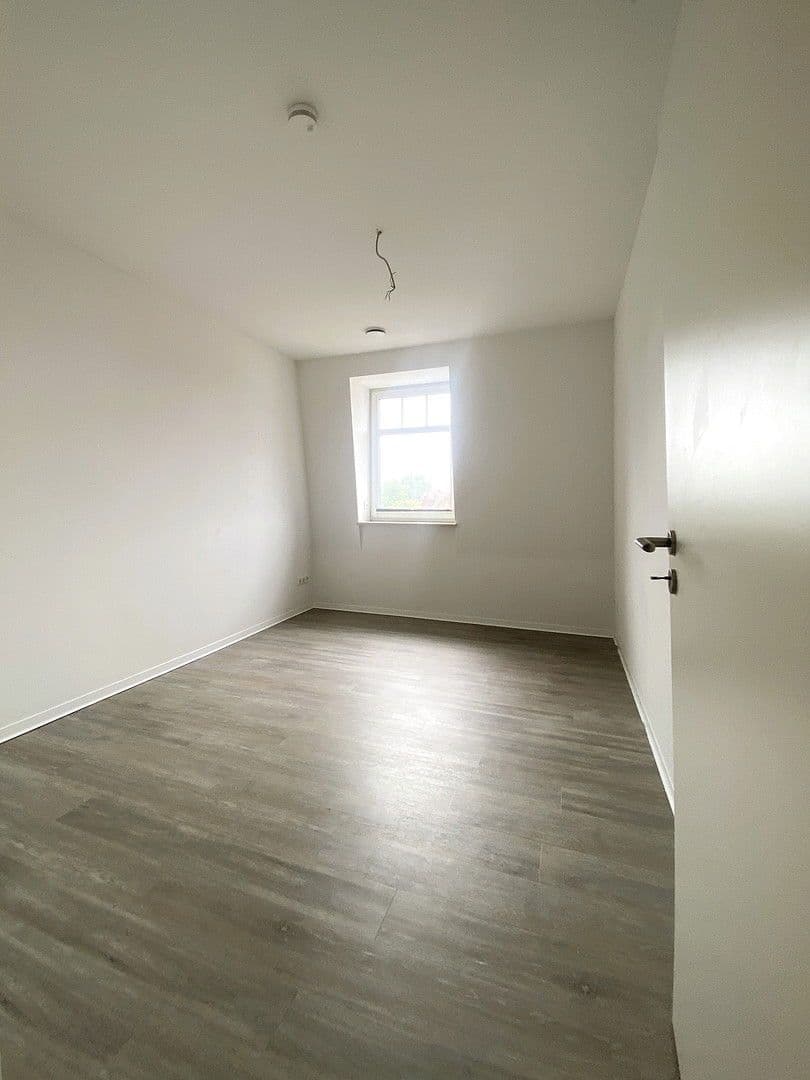 Pronájem bytu 4+1 126 m², Crossen an der Elster, Durynsko Pronájem bytu 4+1 126 m², Crossen an der Elster, Durynsko