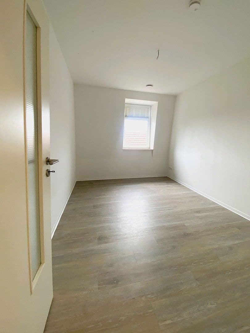 Pronájem bytu 4+1 126 m², Crossen an der Elster, Durynsko Pronájem bytu 4+1 126 m², Crossen an der Elster, Durynsko