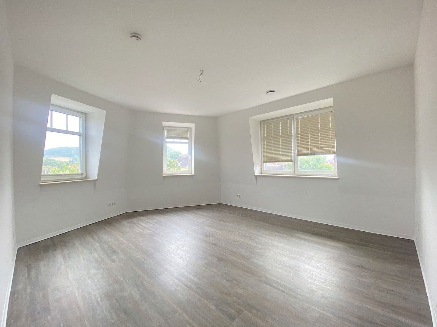 Pronájem bytu 4+1 126 m², Crossen an der Elster, Durynsko Pronájem bytu 4+1 126 m², Crossen an der Elster, Durynsko