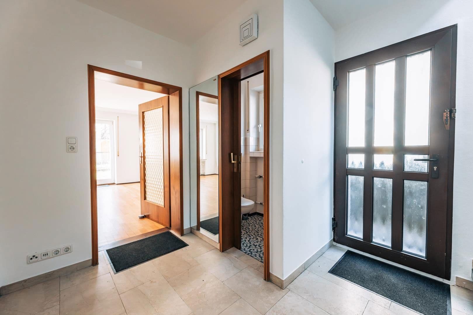 Prodej domu 102 m², pozemek 151 m², Augsburg, Bavorsko Prodej domu 102 m², pozemek 151 m², Augsburg, Bavorsko