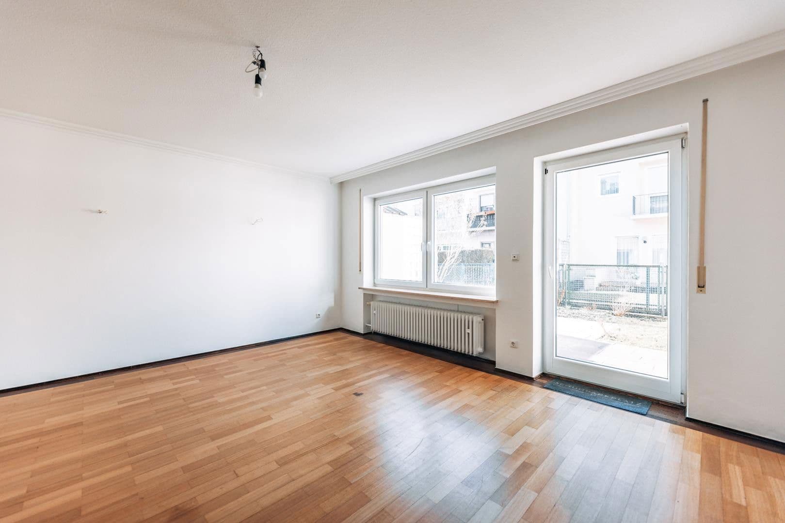 Prodej domu 102 m², pozemek 151 m², Augsburg, Bavorsko Prodej domu 102 m², pozemek 151 m², Augsburg, Bavorsko