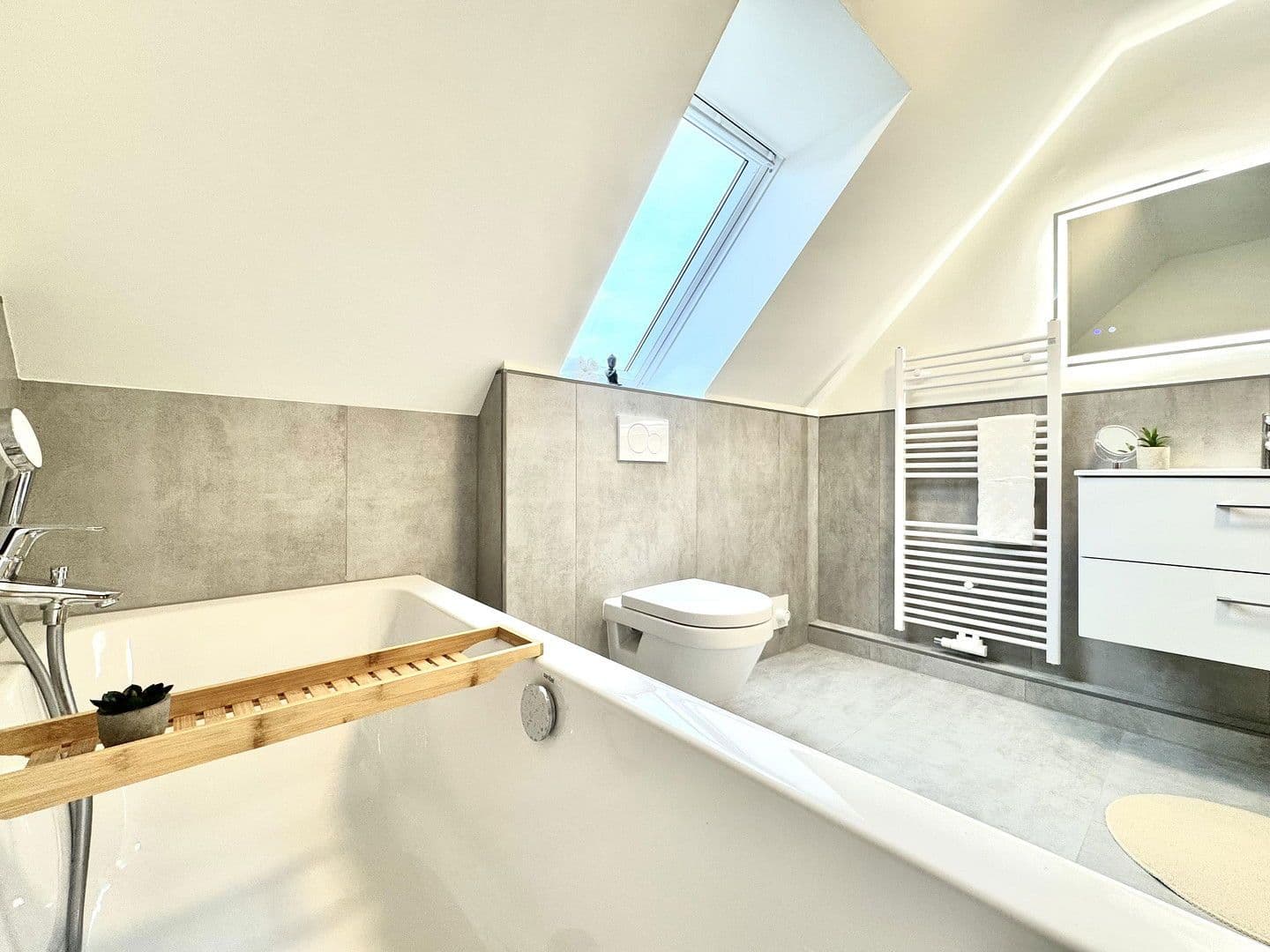 Prodej domu 127 m², pozemek 438 m², Wismar, Mecklenburg-Vorpommern Prodej domu 127 m², pozemek 438 m², Wismar, Mecklenburg-Vorpommern