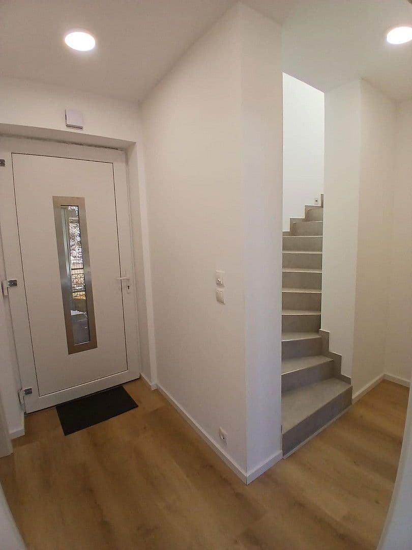 Pronájem bytu 2+1 69 m², Hamburg, Hamburg Pronájem bytu 2+1 69 m², Hamburg, Hamburg