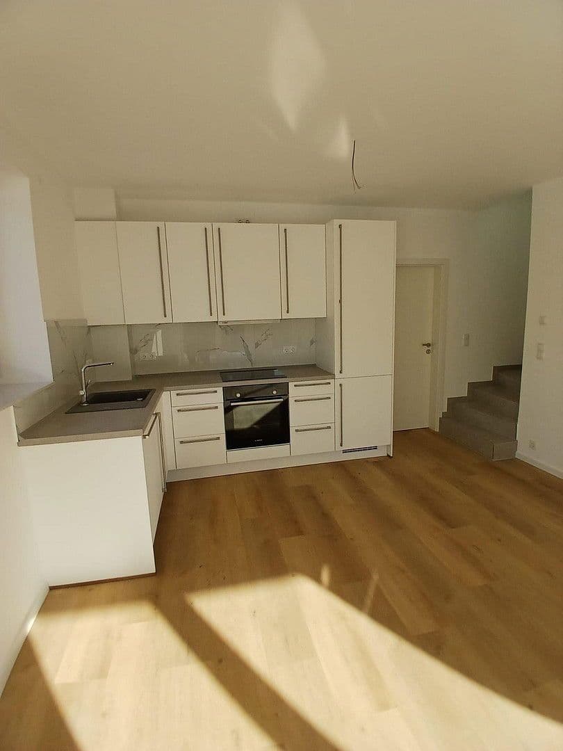 Pronájem bytu 2+1 75 m², Hamburg, Hamburg Pronájem bytu 2+1 75 m², Hamburg, Hamburg