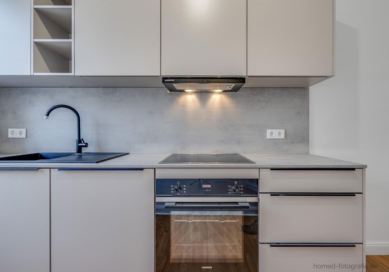 Pronájem bytu 4+1 87 m², Schönwalder Str., Berlin, Berlín Pronájem bytu 4+1 87 m², Schönwalder Str., Berlin, Berlín