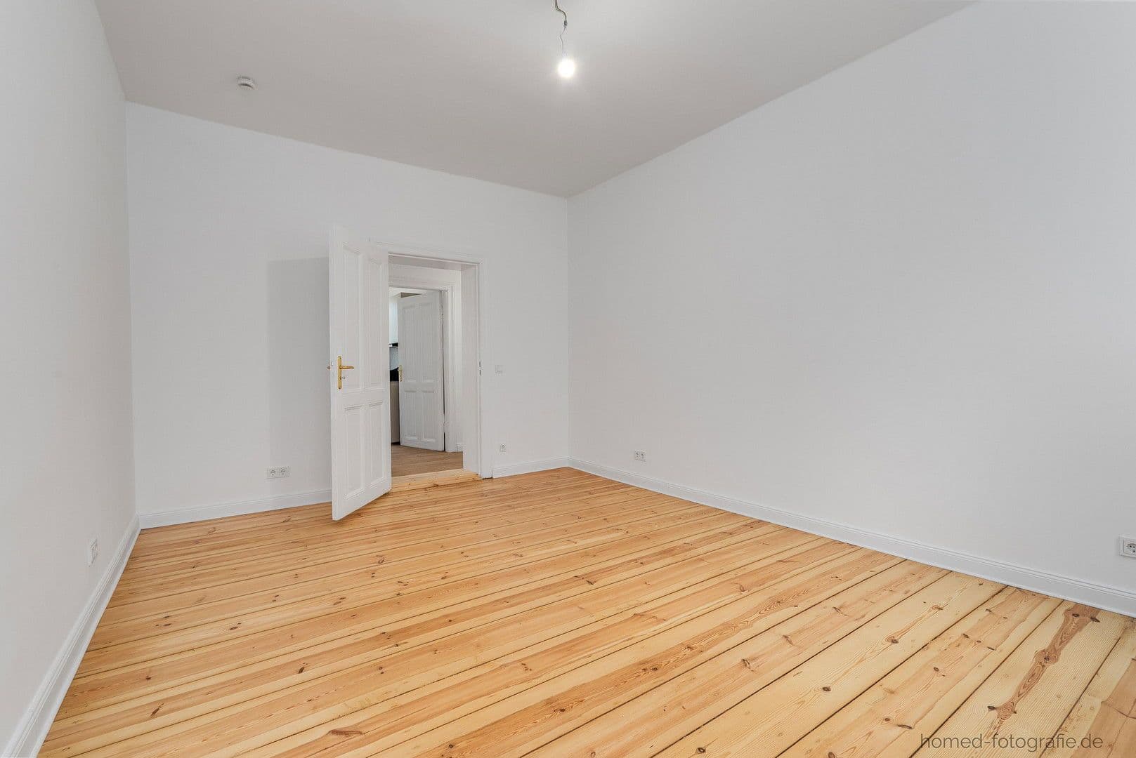 Pronájem bytu 4+1 87 m², Schönwalder Str., Berlin, Berlín Pronájem bytu 4+1 87 m², Schönwalder Str., Berlin, Berlín