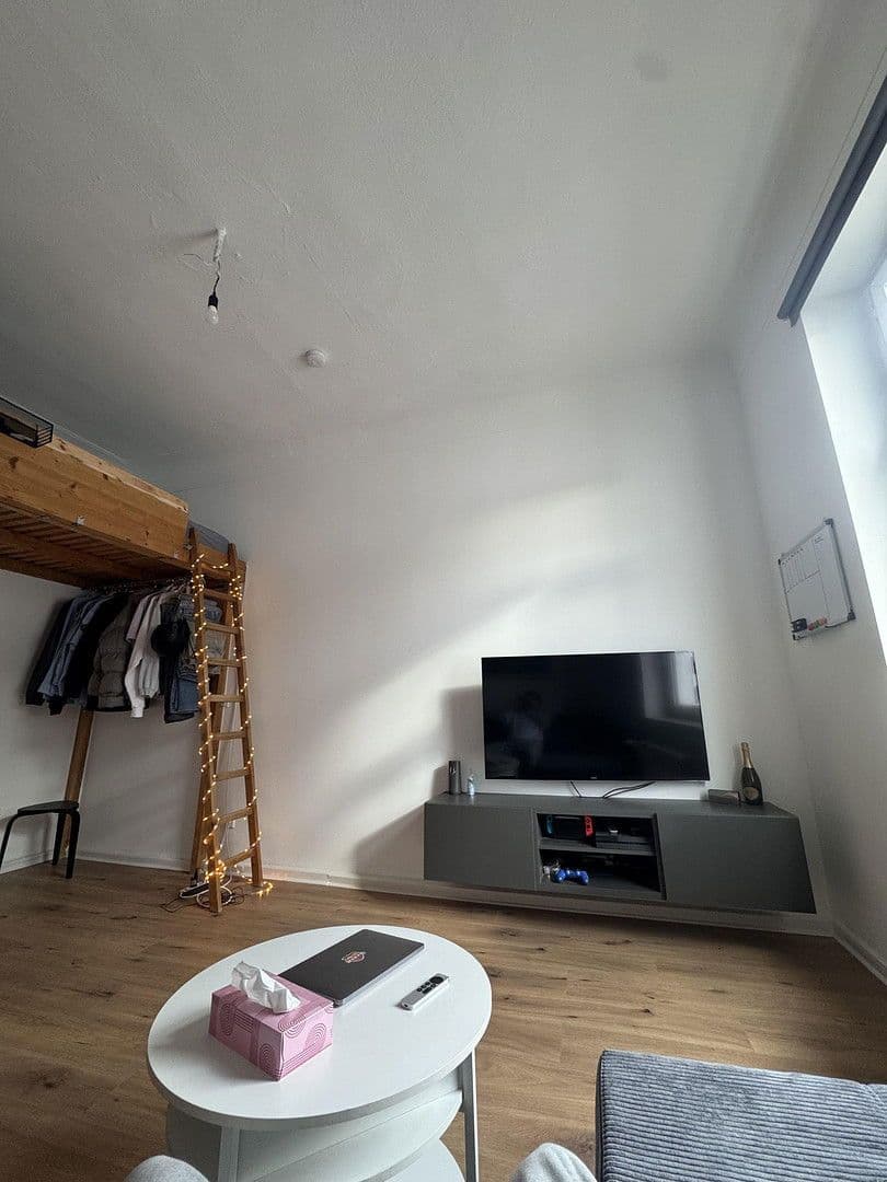 Pronájem bytu 1+1 23 m², Corneliusstraße 88, Düsseldorf, Severní Porýní-Vestfálsko Pronájem bytu 1+1 23 m², Corneliusstraße 88, Düsseldorf, Severní Porýní-Vestfálsko
