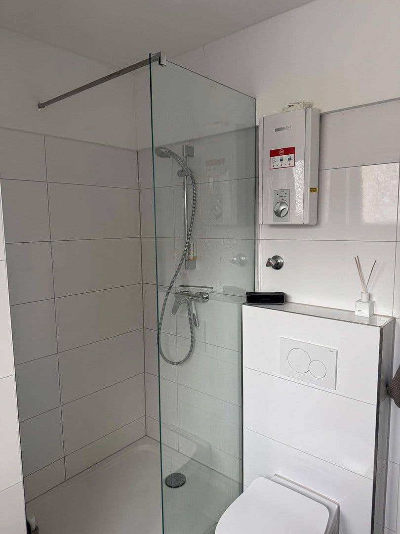 Pronájem bytu 1+1 23 m², Corneliusstraße 88, Düsseldorf, Severní Porýní-Vestfálsko Pronájem bytu 1+1 23 m², Corneliusstraße 88, Düsseldorf, Severní Porýní-Vestfálsko