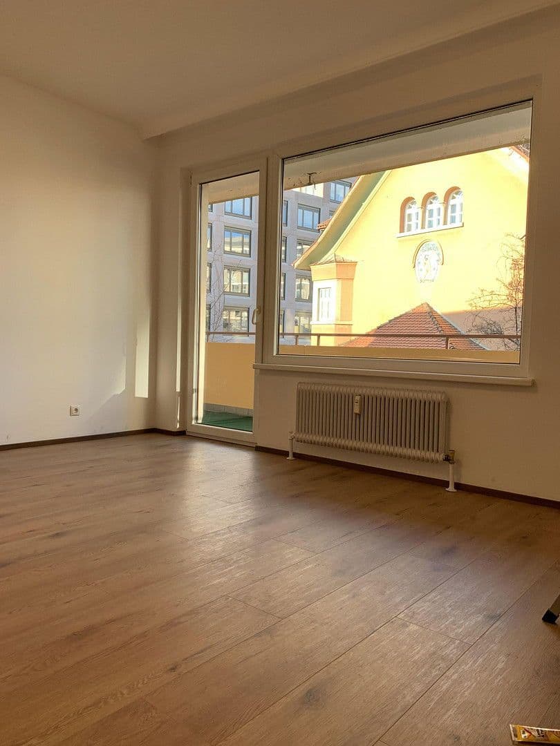 Pronájem bytu 1+1 30 m², Innerkoflerstrasse 2, Innsbruck, Tyrolsko Pronájem bytu 1+1 30 m², Innerkoflerstrasse 2, Innsbruck, Tyrolsko