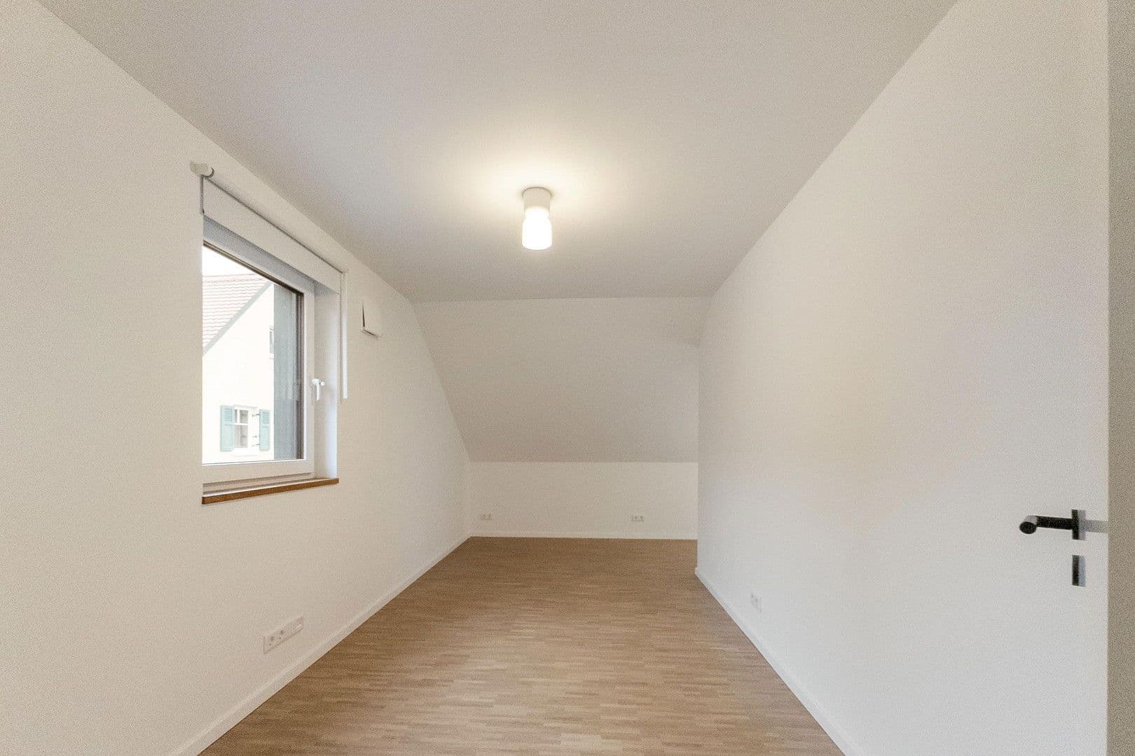 Prodej domu 215 m², pozemek 281 m², Würzburg, Bavorsko Prodej domu 215 m², pozemek 281 m², Würzburg, Bavorsko