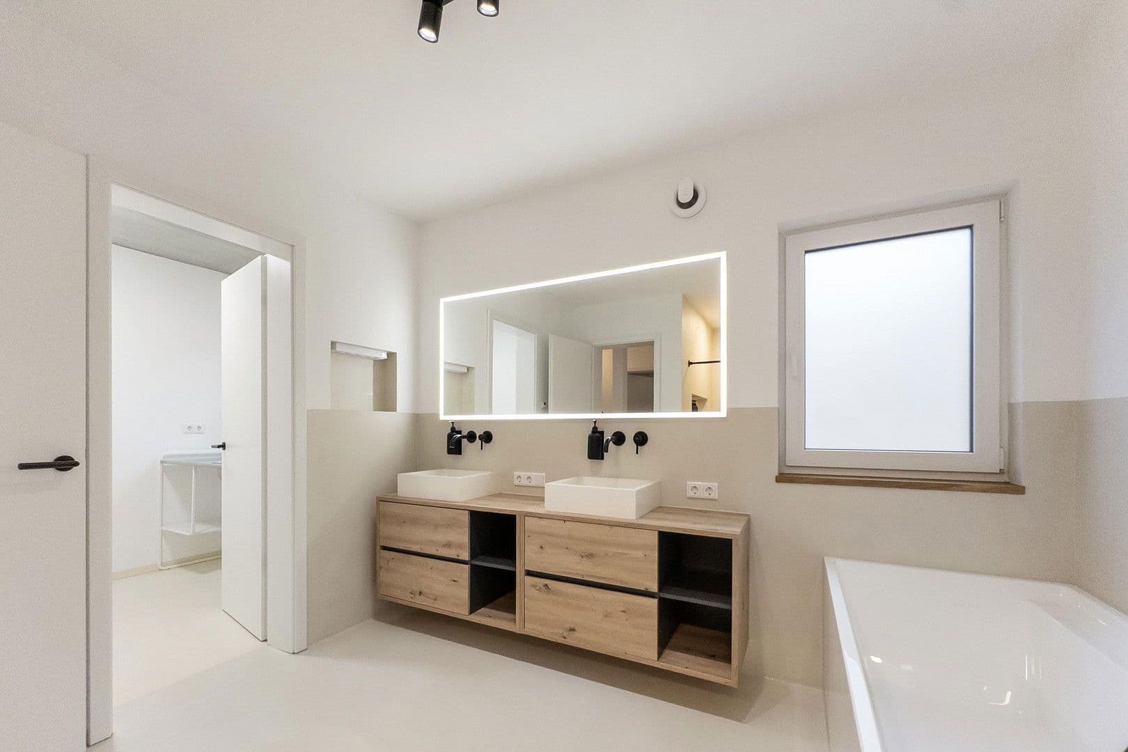 Prodej domu 215 m², pozemek 281 m², Würzburg, Bavorsko Prodej domu 215 m², pozemek 281 m², Würzburg, Bavorsko