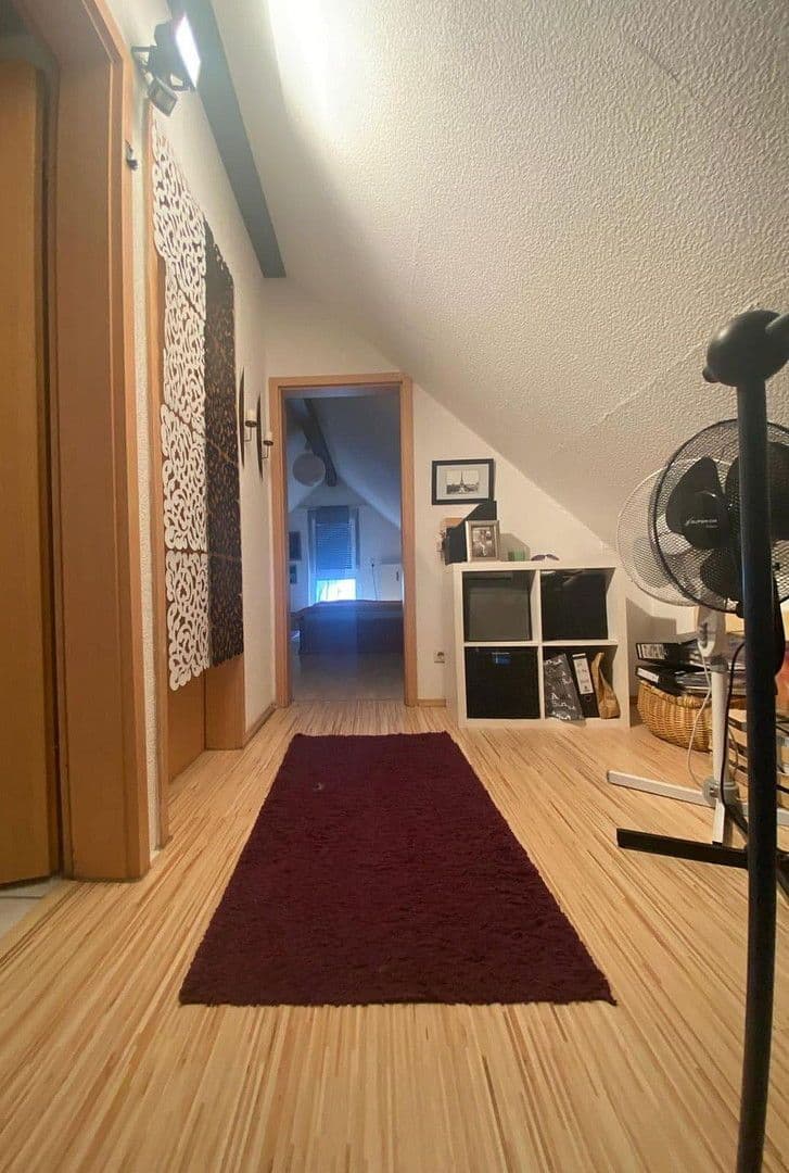 Pronájem bytu 4+kk 114 m², Bahnhofstraße 129, Vaihingen an der Enz, Bádensko-Württembersko Pronájem bytu 4+kk 114 m², Bahnhofstraße 129, Vaihingen an der Enz, Bádensko-Württembersko