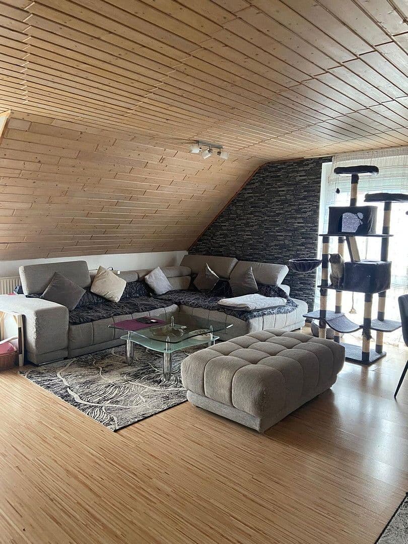 Pronájem bytu 4+kk 114 m², Bahnhofstraße 129, Vaihingen an der Enz, Bádensko-Württembersko Pronájem bytu 4+kk 114 m², Bahnhofstraße 129, Vaihingen an der Enz, Bádensko-Württembersko