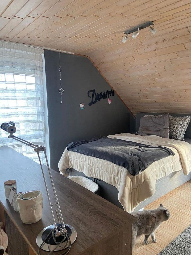 Pronájem bytu 4+kk 114 m², Bahnhofstraße 129, Vaihingen an der Enz, Bádensko-Württembersko Pronájem bytu 4+kk 114 m², Bahnhofstraße 129, Vaihingen an der Enz, Bádensko-Württembersko