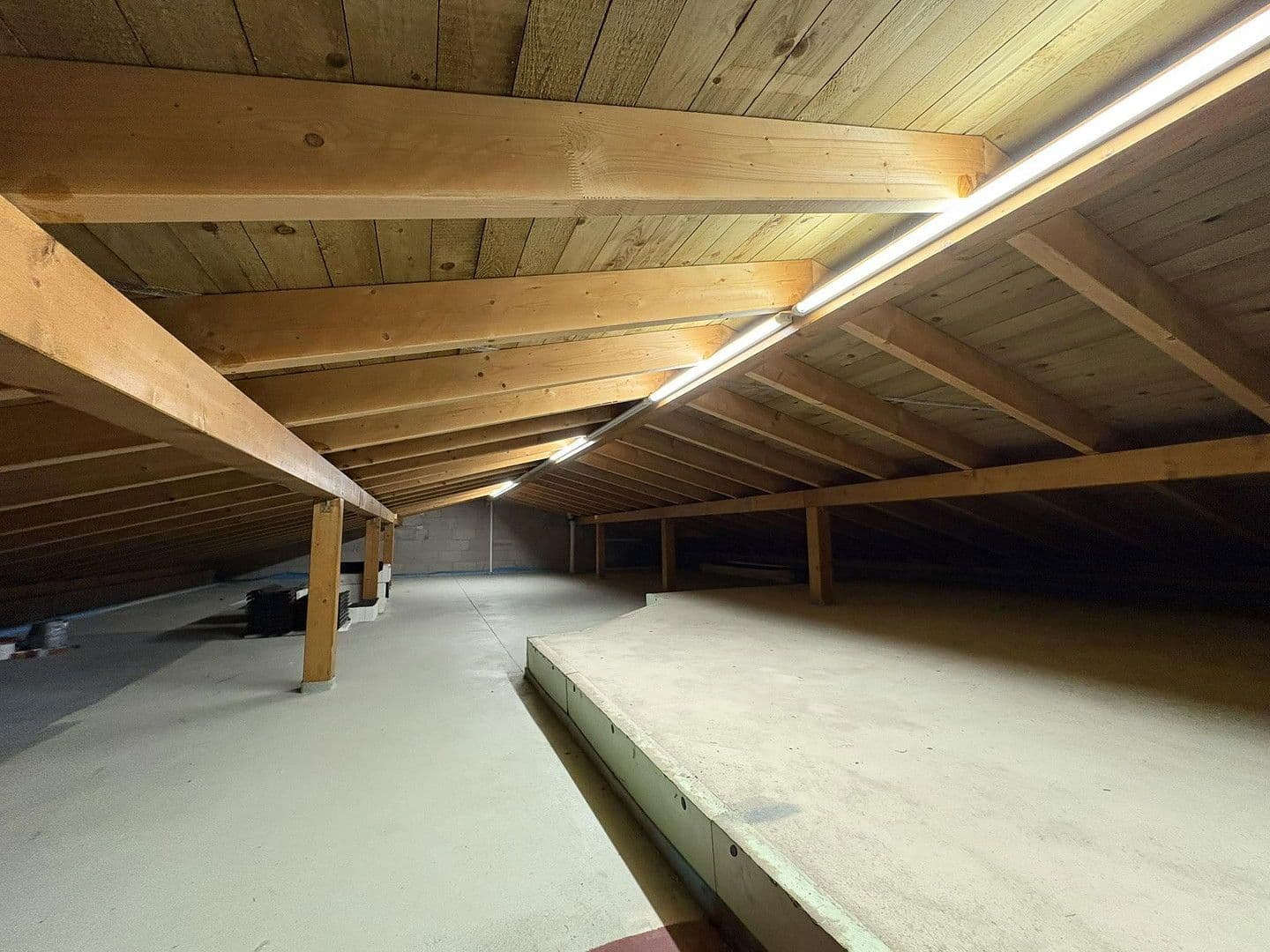 Prodej domu 116 m², pozemek 478 m², Rosengarten 27, Neuwied, Porýní-Falc Prodej domu 116 m², pozemek 478 m², Rosengarten 27, Neuwied, Porýní-Falc