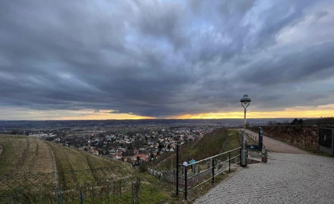 Pronájem bytu 2+1 52 m², Altwahnsdorf 43, Radebeul, Sasko Pronájem bytu 2+1 52 m², Altwahnsdorf 43, Radebeul, Sasko