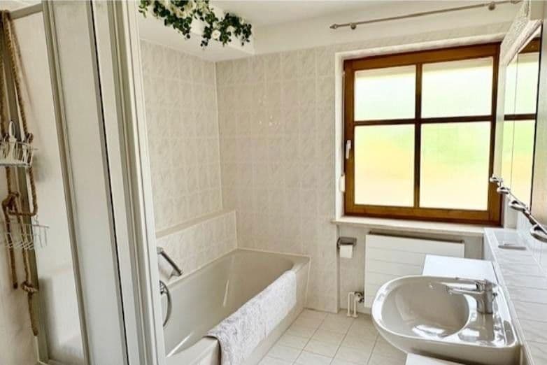 Prodej domu 152 m², pozemek 250 m², Freybergstr. 13, Zorneding, Bavorsko Prodej domu 152 m², pozemek 250 m², Freybergstr. 13, Zorneding, Bavorsko