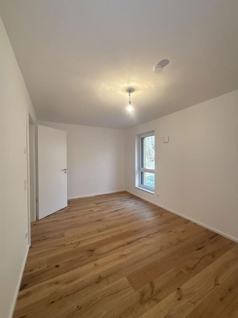 Pronájem bytu 4+1 117 m², Grünlandstr. 3, Karlsfeld, Bavorsko Pronájem bytu 4+1 117 m², Grünlandstr. 3, Karlsfeld, Bavorsko