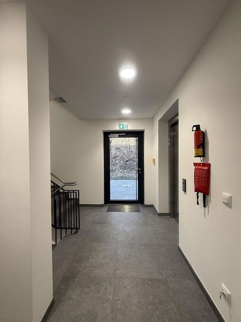 Pronájem bytu 4+1 117 m², Grünlandstr. 3, Karlsfeld, Bavorsko Pronájem bytu 4+1 117 m², Grünlandstr. 3, Karlsfeld, Bavorsko