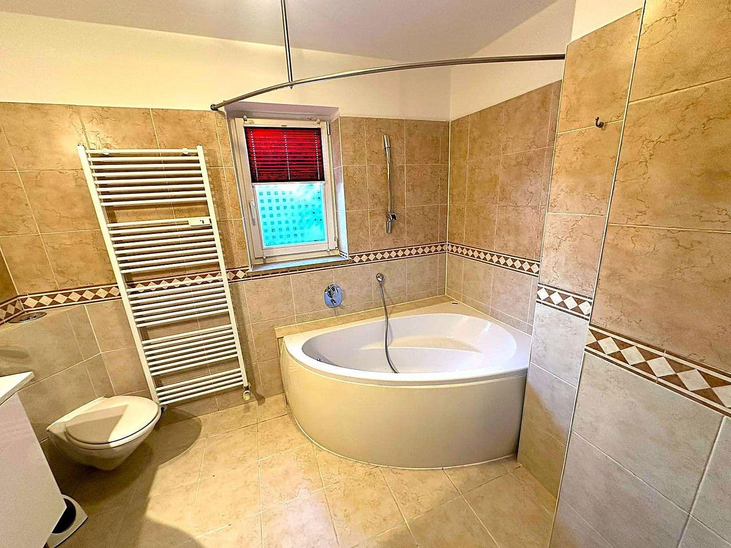 Pronájem bytu 4+1 117 m², Desingweg 0, München, Bavorsko Pronájem bytu 4+1 117 m², Desingweg 0, München, Bavorsko