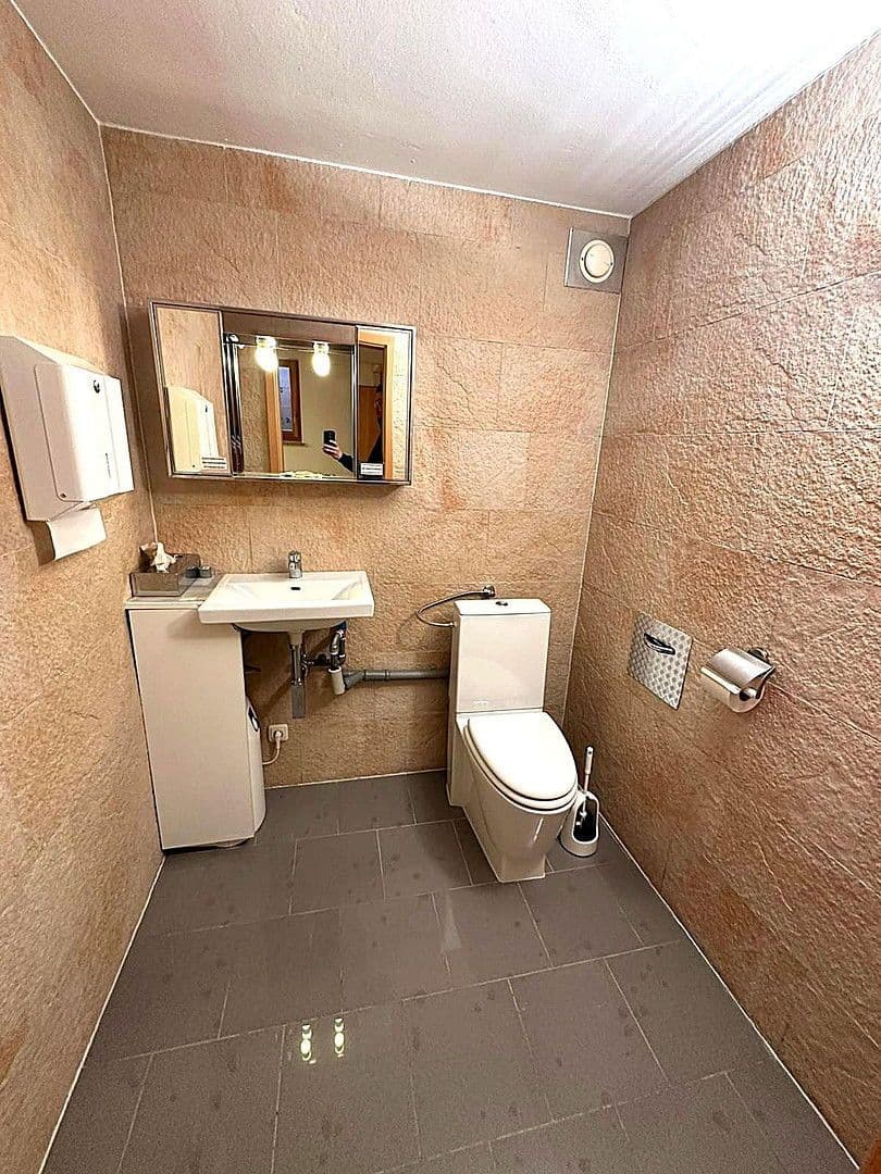 Pronájem bytu 4+1 117 m², Desingweg 0, München, Bavorsko Pronájem bytu 4+1 117 m², Desingweg 0, München, Bavorsko