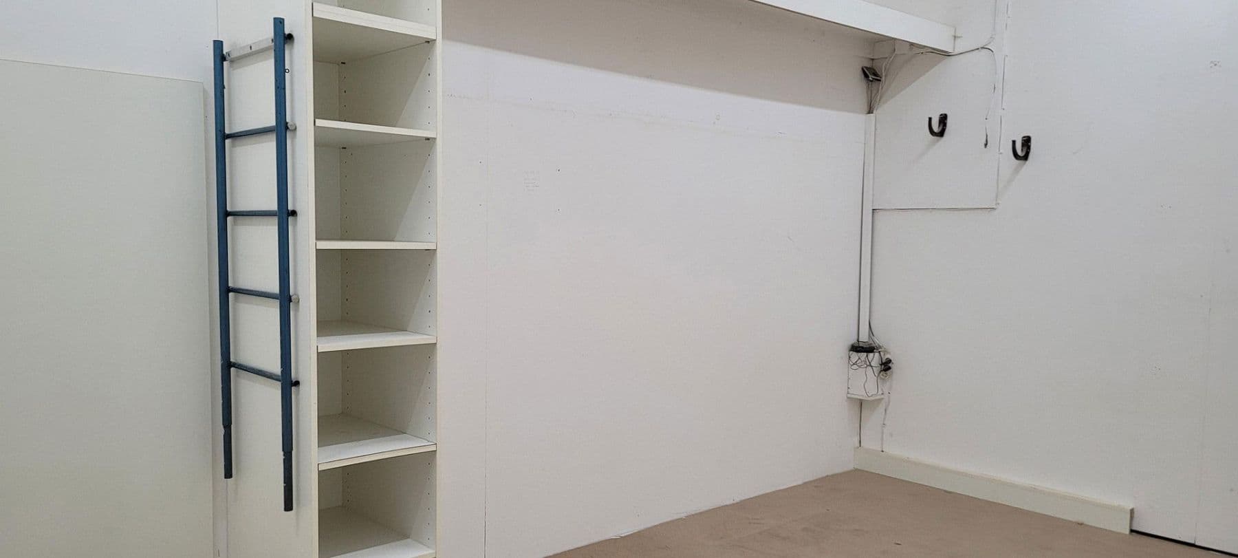 Prodej domu 140 m², pozemek 2.097 m², Unterdietfurt, Bavorsko Prodej domu 140 m², pozemek 2.097 m², Unterdietfurt, Bavorsko