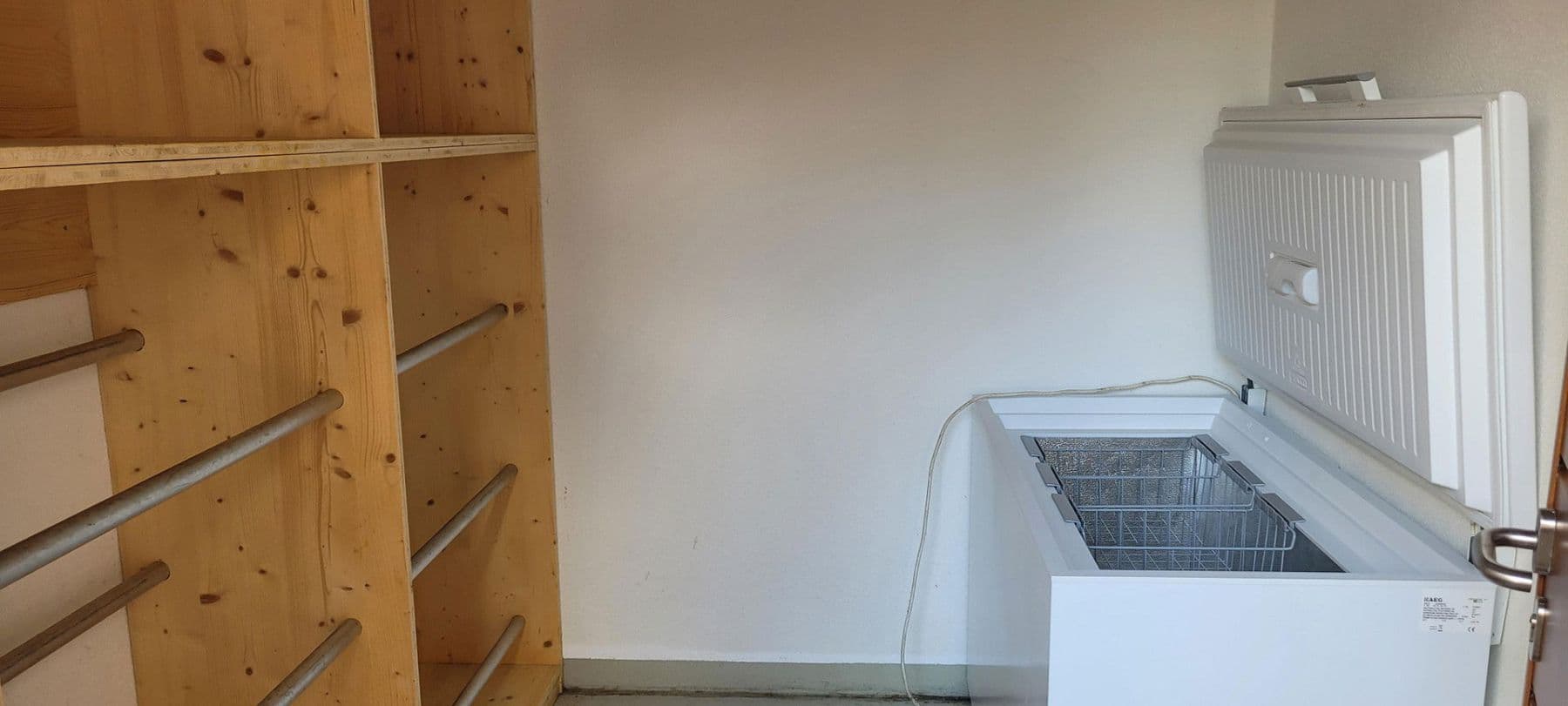 Prodej domu 140 m², pozemek 2.097 m², Unterdietfurt, Bavorsko Prodej domu 140 m², pozemek 2.097 m², Unterdietfurt, Bavorsko