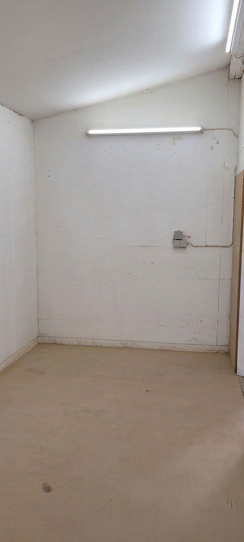 Prodej domu 140 m², pozemek 2.097 m², Unterdietfurt, Bavorsko Prodej domu 140 m², pozemek 2.097 m², Unterdietfurt, Bavorsko