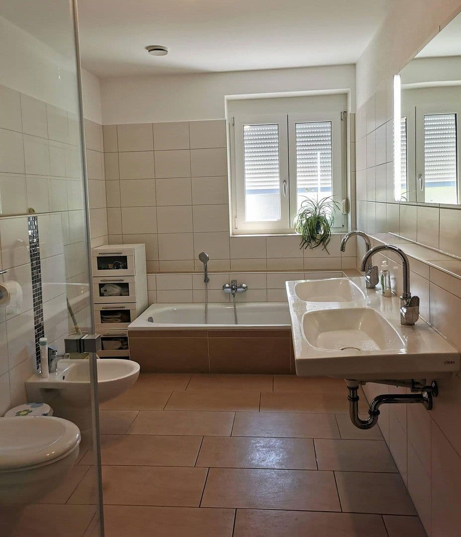 Prodej domu 210 m², pozemek 249 m², Oberschleißheim bei München, Bavorsko Prodej domu 210 m², pozemek 249 m², Oberschleißheim bei München, Bavorsko