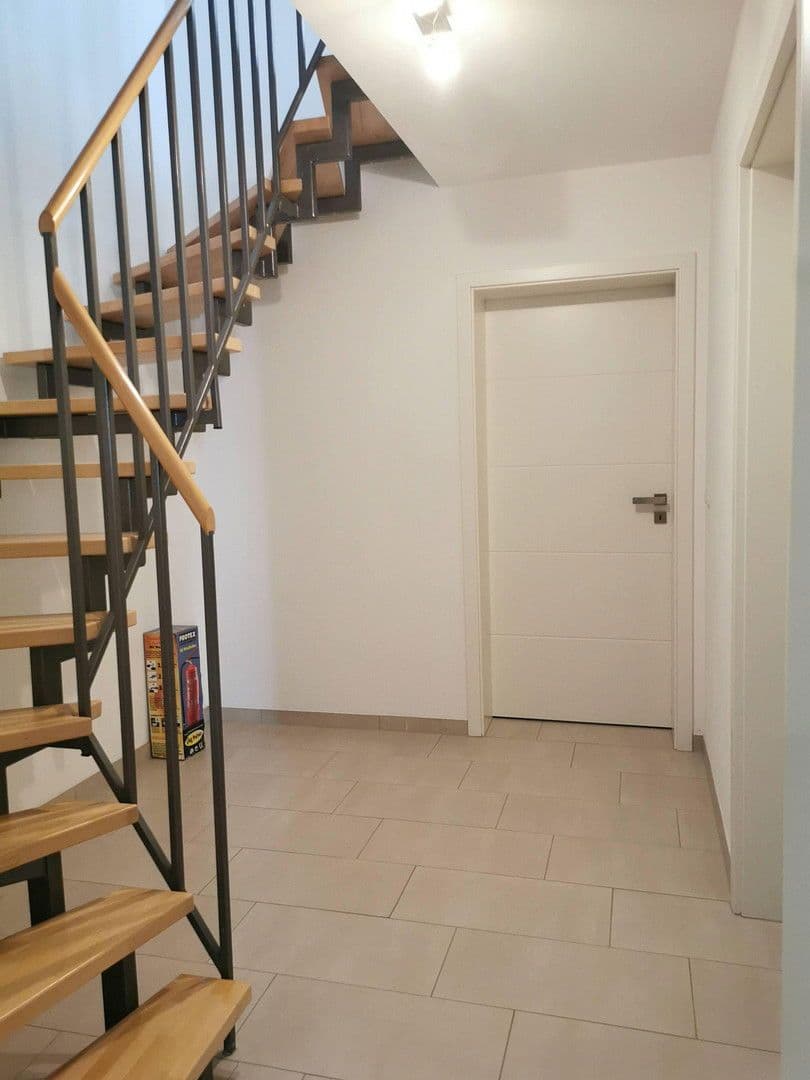 Prodej domu 210 m², pozemek 249 m², Oberschleißheim bei München, Bavorsko Prodej domu 210 m², pozemek 249 m², Oberschleißheim bei München, Bavorsko