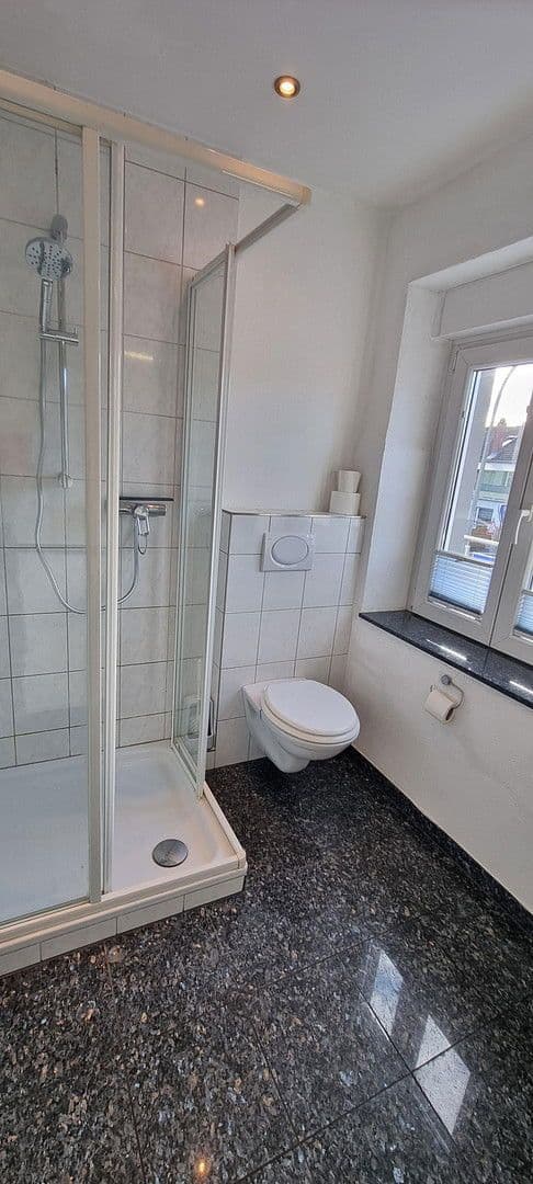 Prodej domu 75 m², pozemek 68 m², Basler Straße 100, Lörrach, Bádensko-Württembersko Prodej domu 75 m², pozemek 68 m², Basler Straße 100, Lörrach, Bádensko-Württembersko