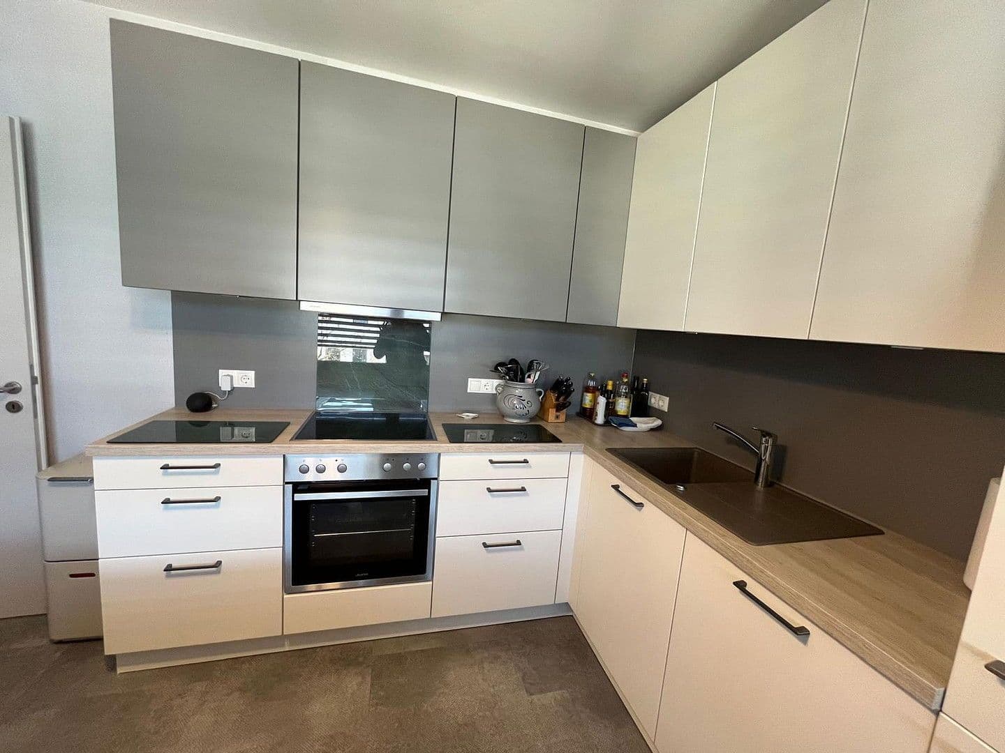 Pronájem bytu 3+1 80 m², Drususstrasse 4, Andernach, Porýní-Falc Pronájem bytu 3+1 80 m², Drususstrasse 4, Andernach, Porýní-Falc