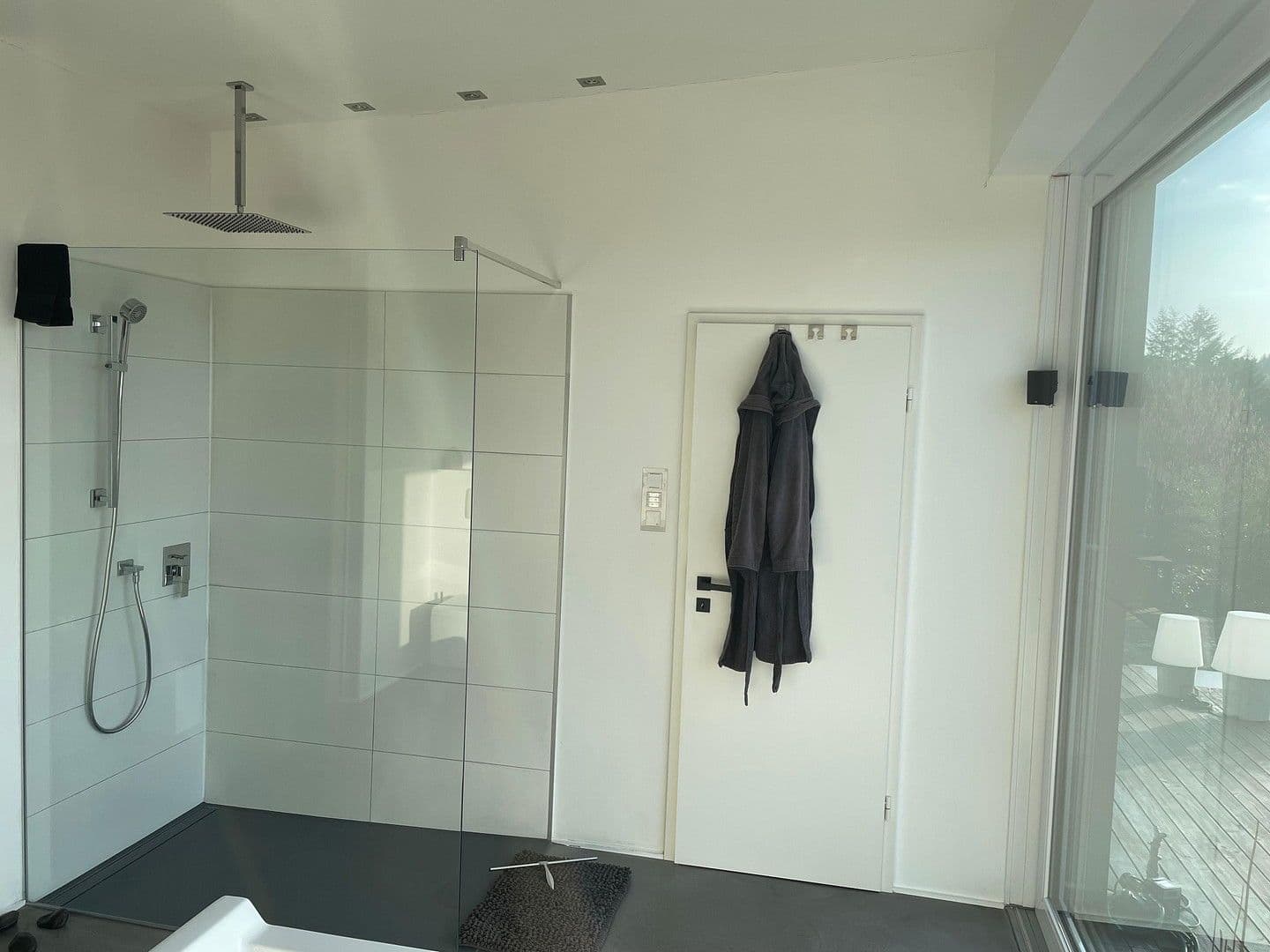 Prodej domu 230 m², pozemek 660 m², Mittenaar, Hessen Prodej domu 230 m², pozemek 660 m², Mittenaar, Hessen