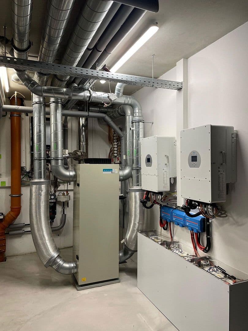 Prodej domu 230 m², pozemek 660 m², Mittenaar, Hessen Prodej domu 230 m², pozemek 660 m², Mittenaar, Hessen