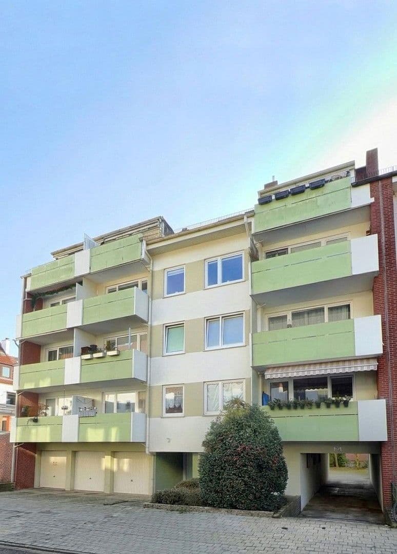 Pronájem bytu 3+1 80 m², Hessenstr. 4, Bremen, Bremen Pronájem bytu 3+1 80 m², Hessenstr. 4, Bremen, Bremen