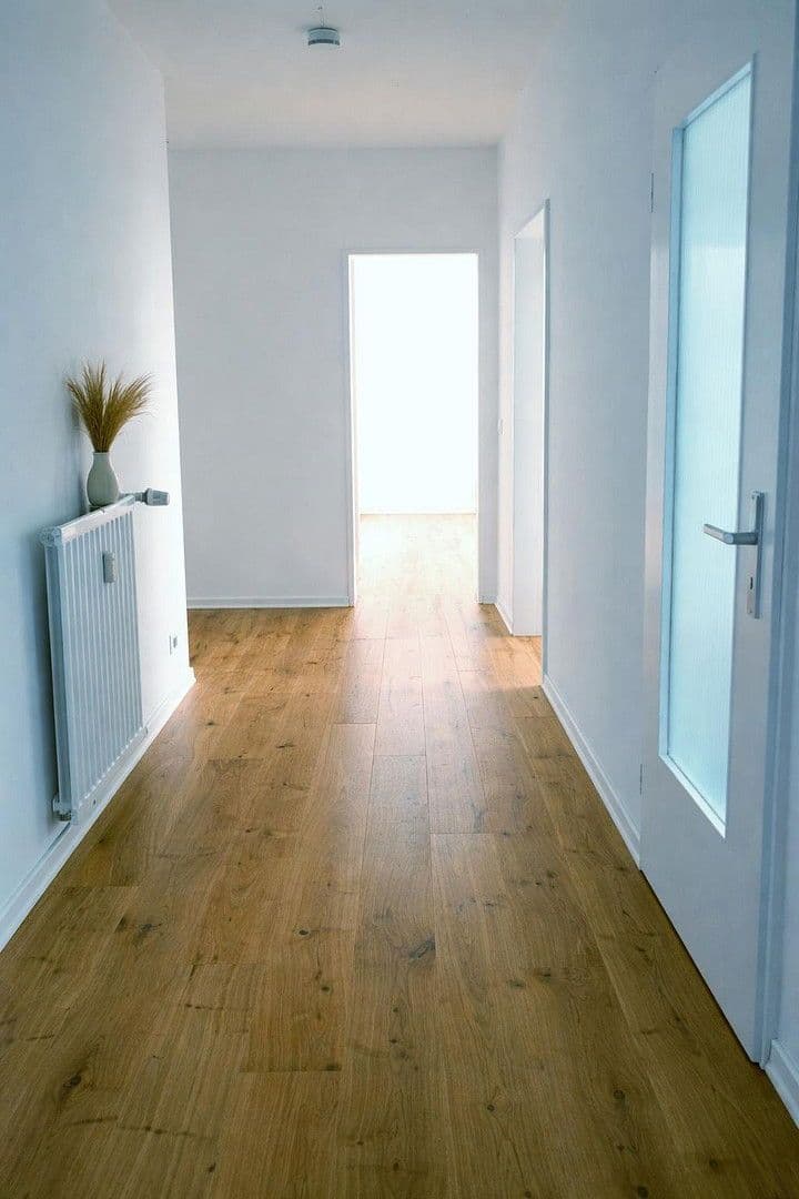 Pronájem bytu 3+1 80 m², Hessenstr. 4, Bremen, Bremen Pronájem bytu 3+1 80 m², Hessenstr. 4, Bremen, Bremen