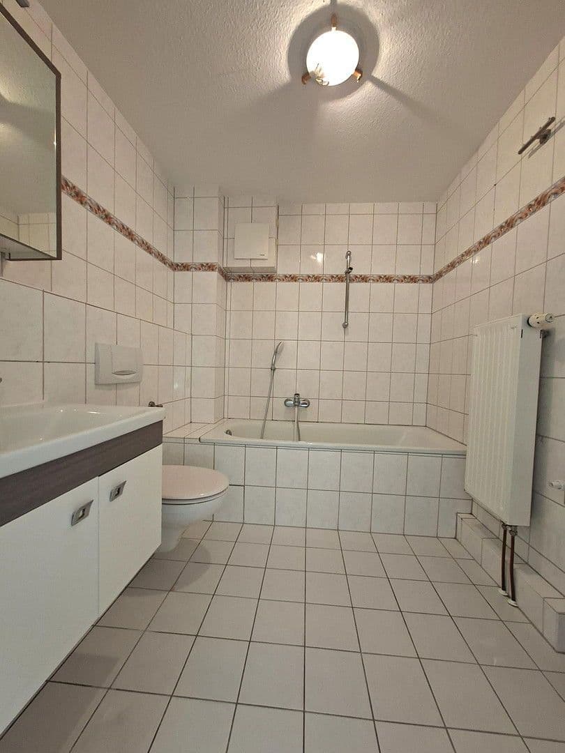 Prodej bytu 3+1 70 m², Neustadter Ring 8, Ludwigshafen am Rhein, Porýní-Falc Prodej bytu 3+1 70 m², Neustadter Ring 8, Ludwigshafen am Rhein, Porýní-Falc