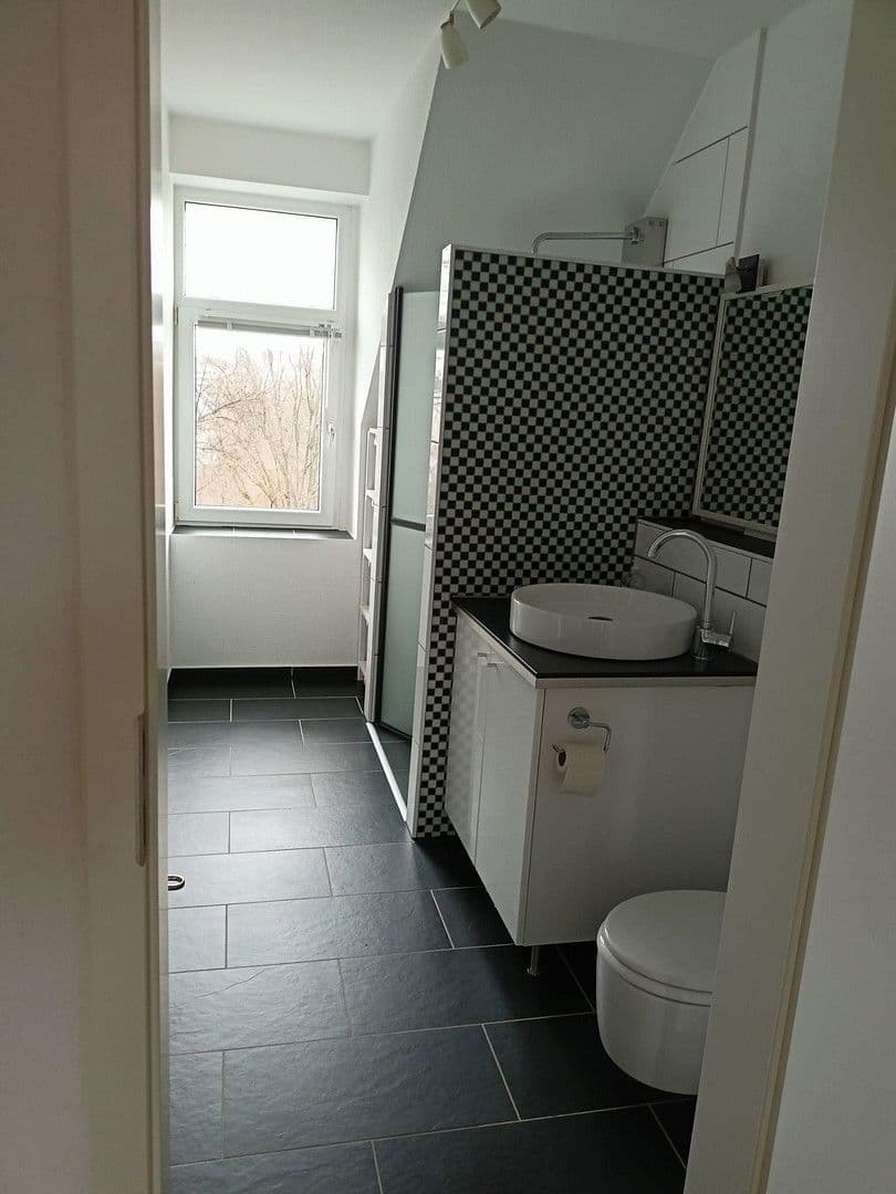 Prodej bytu 5+1 165 m², Bernhardstr. 129, Chemnitz, Sasko Prodej bytu 5+1 165 m², Bernhardstr. 129, Chemnitz, Sasko