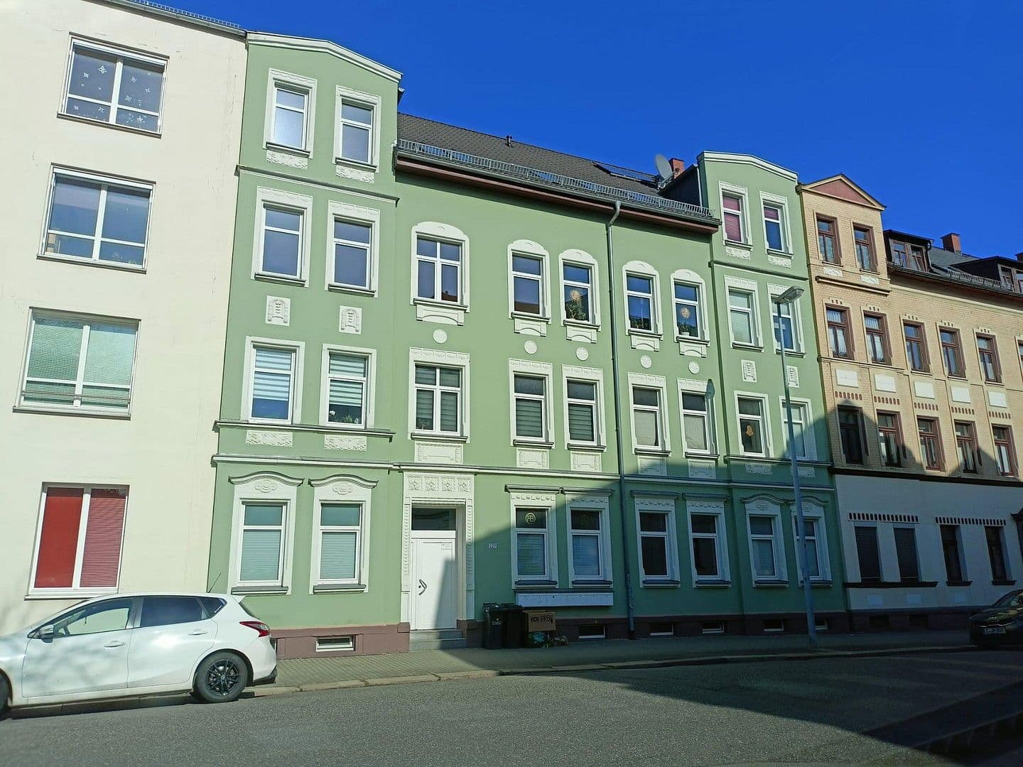 Prodej bytu 5+1 165 m², Bernhardstr. 129, Chemnitz, Sasko Prodej bytu 5+1 165 m², Bernhardstr. 129, Chemnitz, Sasko