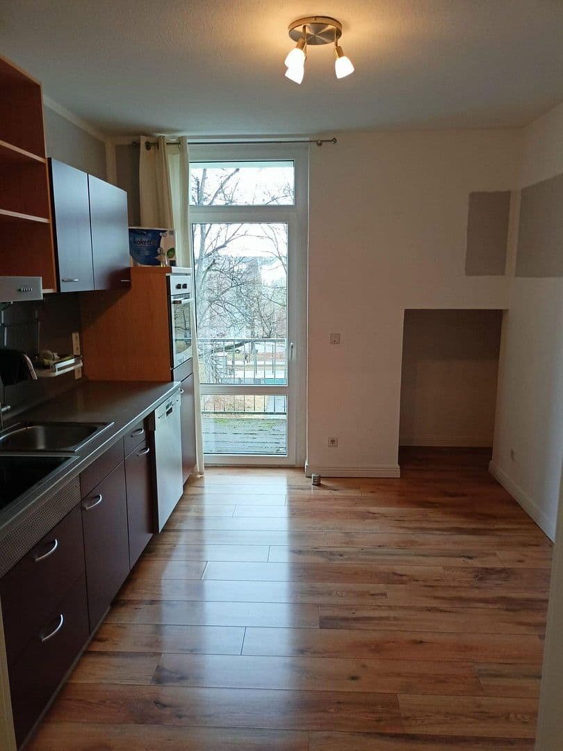 Prodej bytu 5+1 165 m², Bernhardstr. 129, Chemnitz, Sasko Prodej bytu 5+1 165 m², Bernhardstr. 129, Chemnitz, Sasko