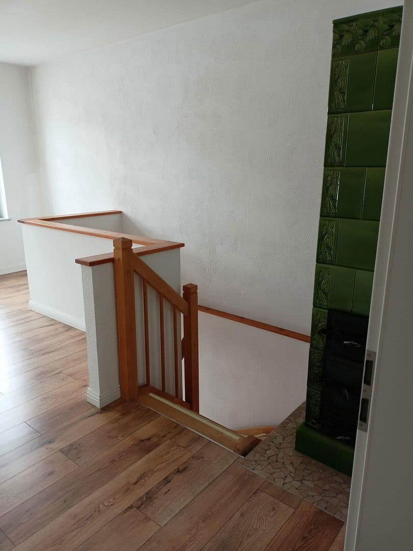 Prodej bytu 5+1 165 m², Bernhardstr. 129, Chemnitz, Sasko Prodej bytu 5+1 165 m², Bernhardstr. 129, Chemnitz, Sasko