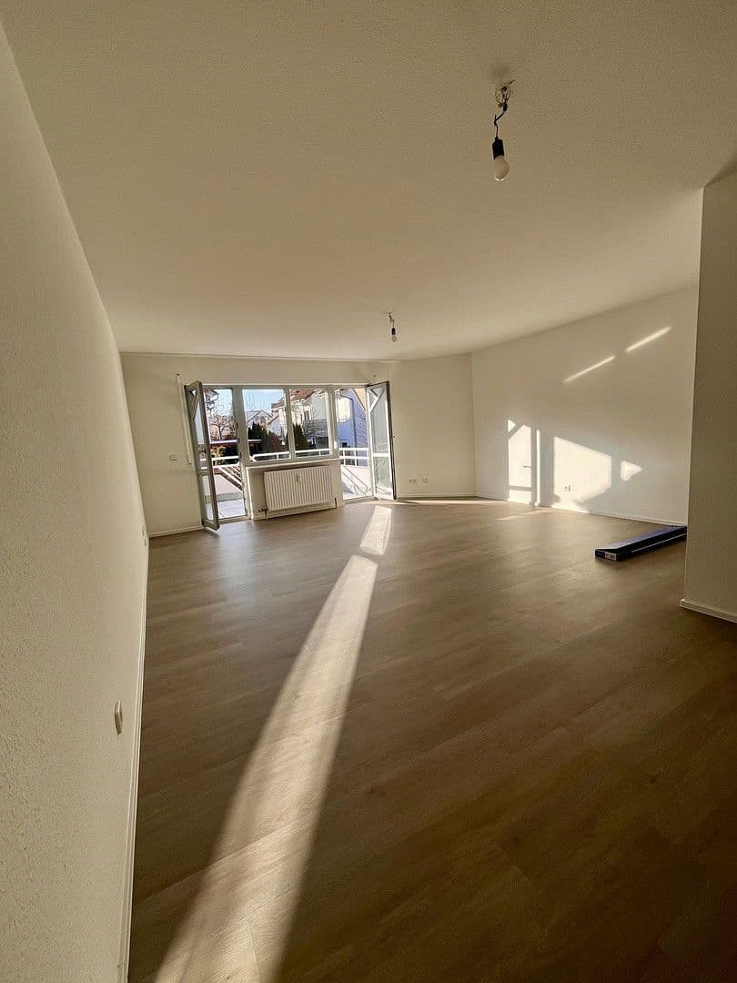 Pronájem bytu 2+kk 67 m², Lilienweg 19/1, Untergruppenbach, Bádensko-Württembersko Pronájem bytu 2+kk 67 m², Lilienweg 19/1, Untergruppenbach, Bádensko-Württembersko