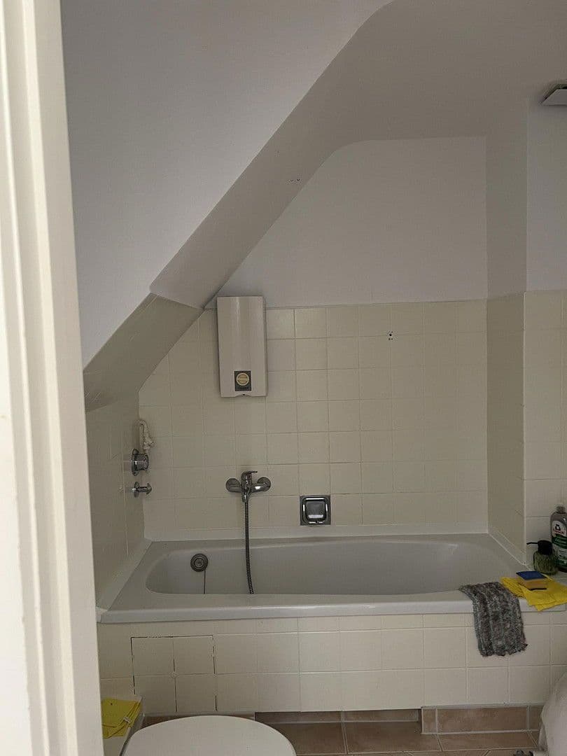 Pronájem bytu 3+1 81 m², Hamburg, Hamburg Pronájem bytu 3+1 81 m², Hamburg, Hamburg