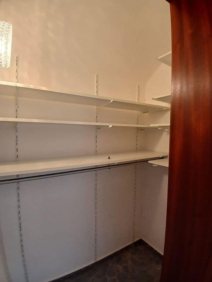 Pronájem bytu 2+1 53 m², Hüttenberg, Hessen Pronájem bytu 2+1 53 m², Hüttenberg, Hessen