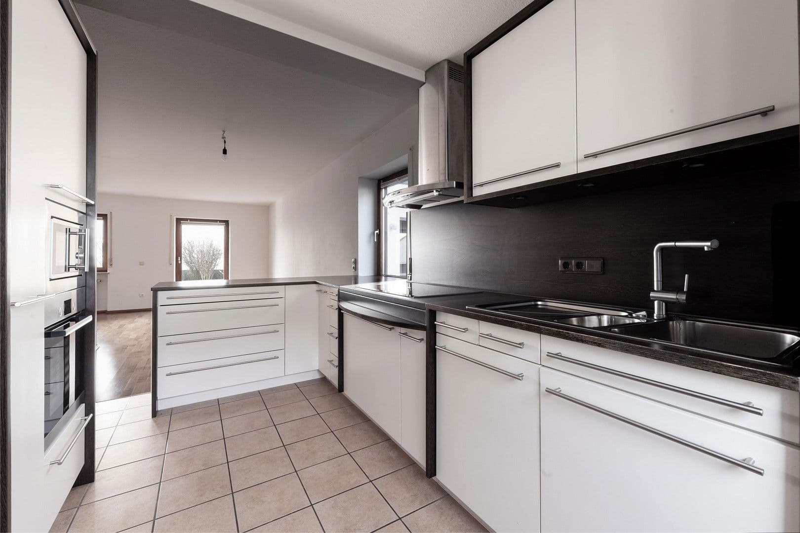 Prodej domu 151 m², pozemek 307 m², Olching, Bavorsko Prodej domu 151 m², pozemek 307 m², Olching, Bavorsko