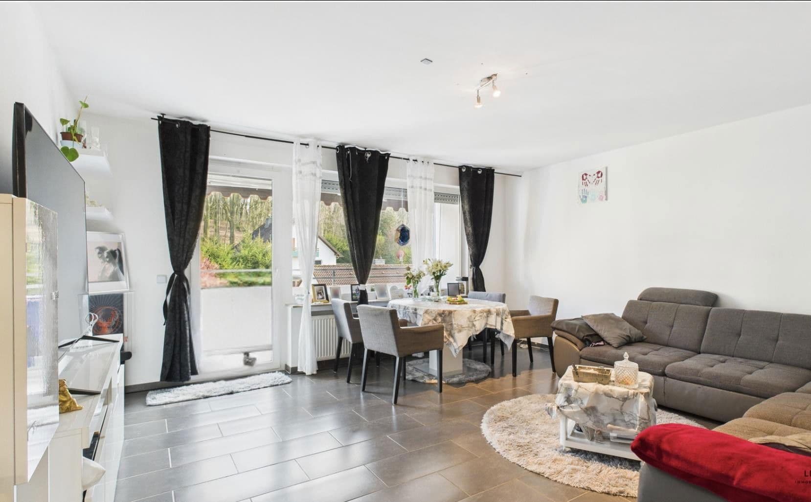 Pronájem bytu 3+1 80 m², Ennepetal, Severní Porýní-Vestfálsko Pronájem bytu 3+1 80 m², Ennepetal, Severní Porýní-Vestfálsko